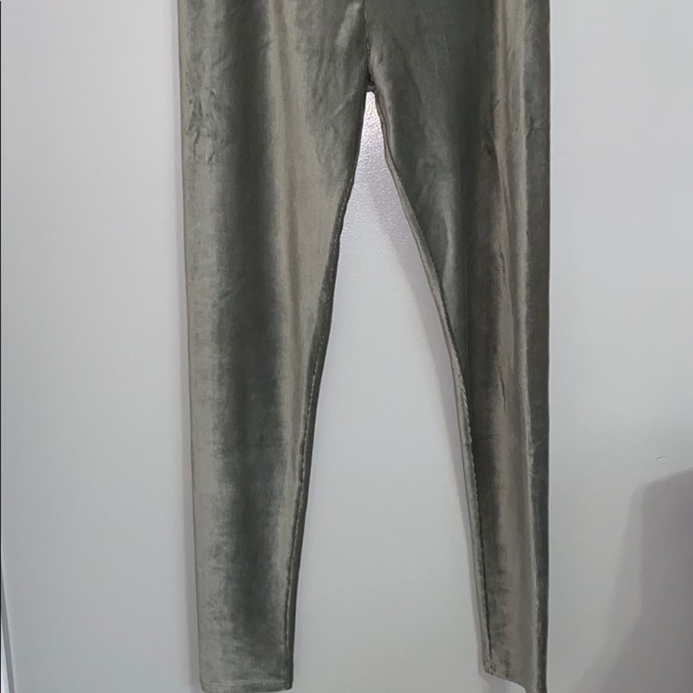 Velvet leggings